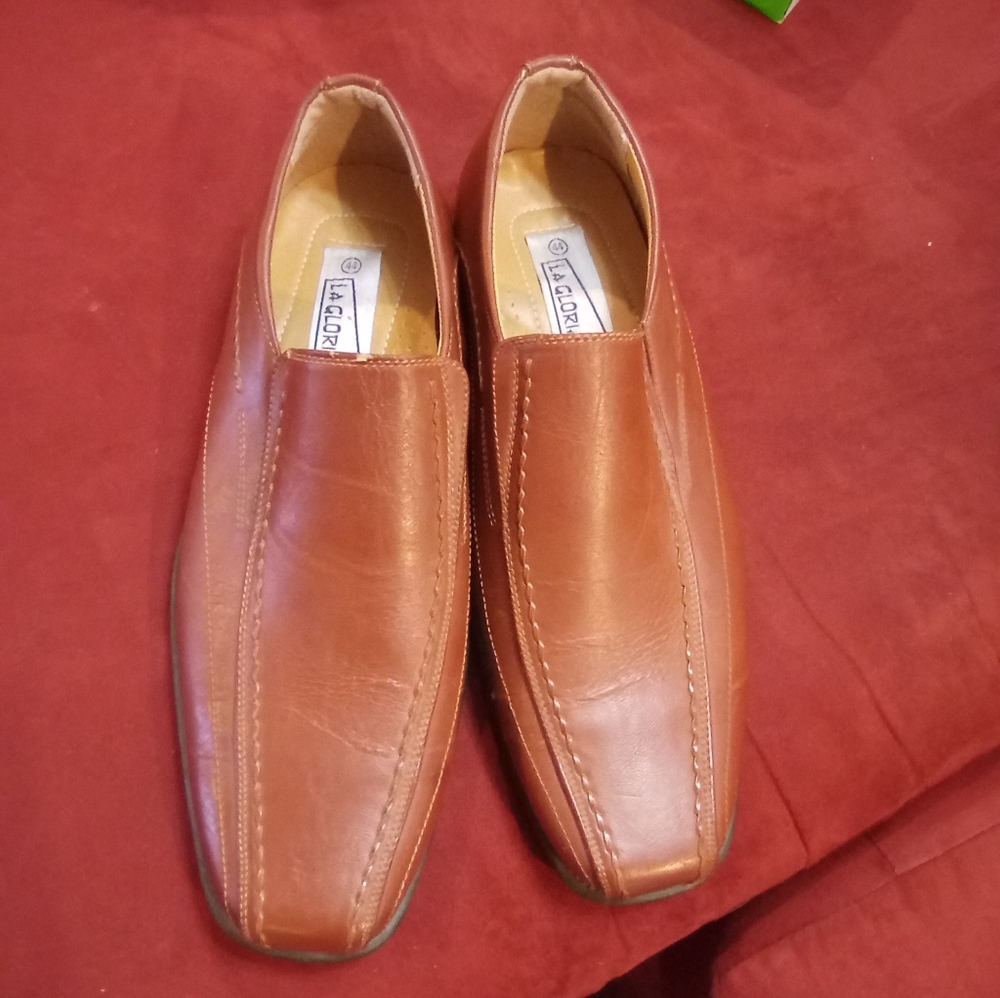 Mens leather shoes